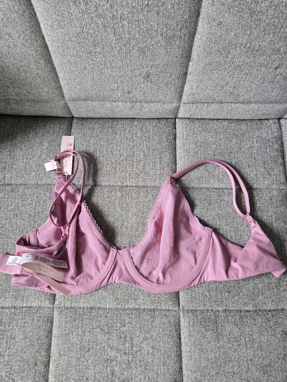 VS Body by Victoria Invisible Lift Full-Coverage Minimizer Bra 32D - Picture 4 of 8